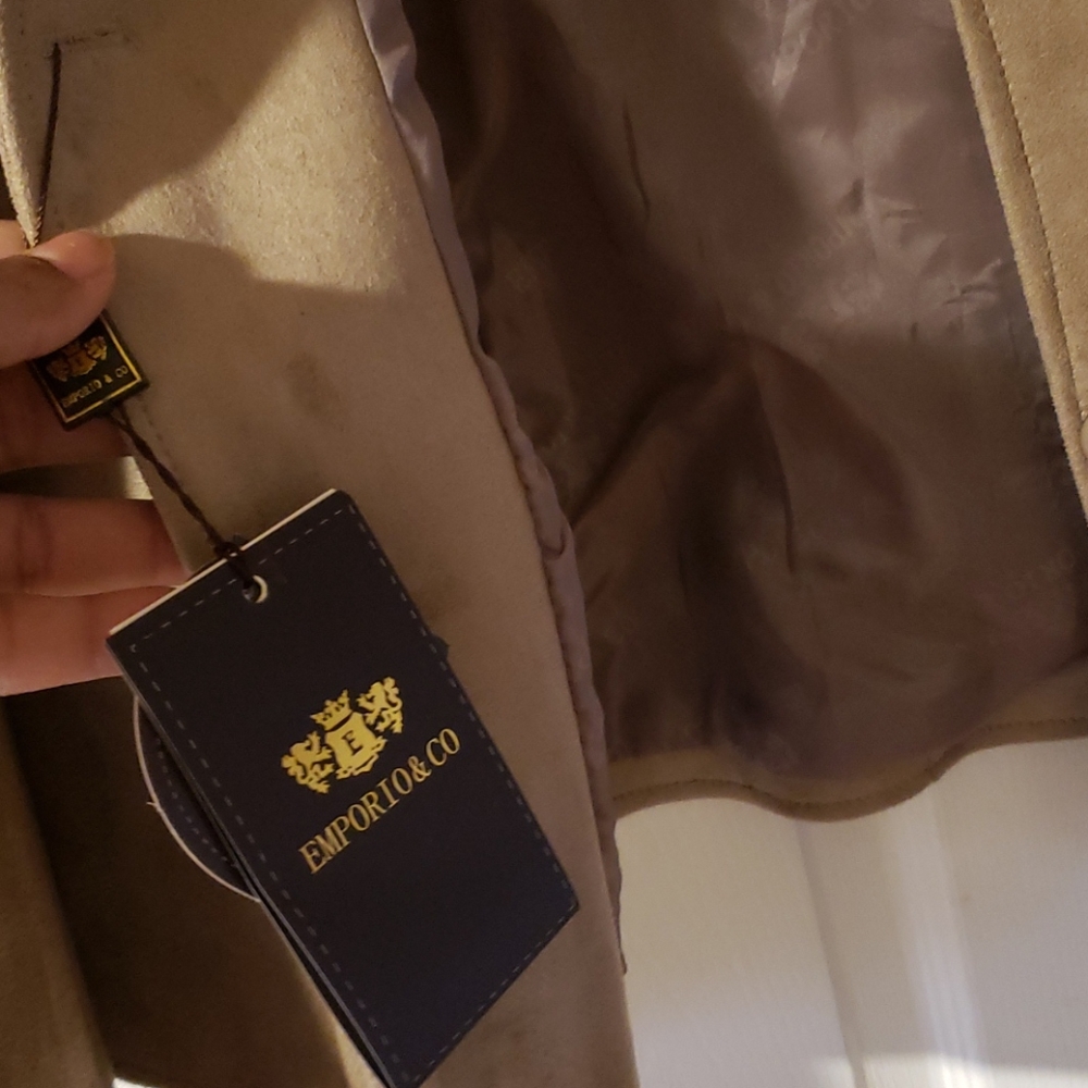 Jacket - Picture 3 of 4